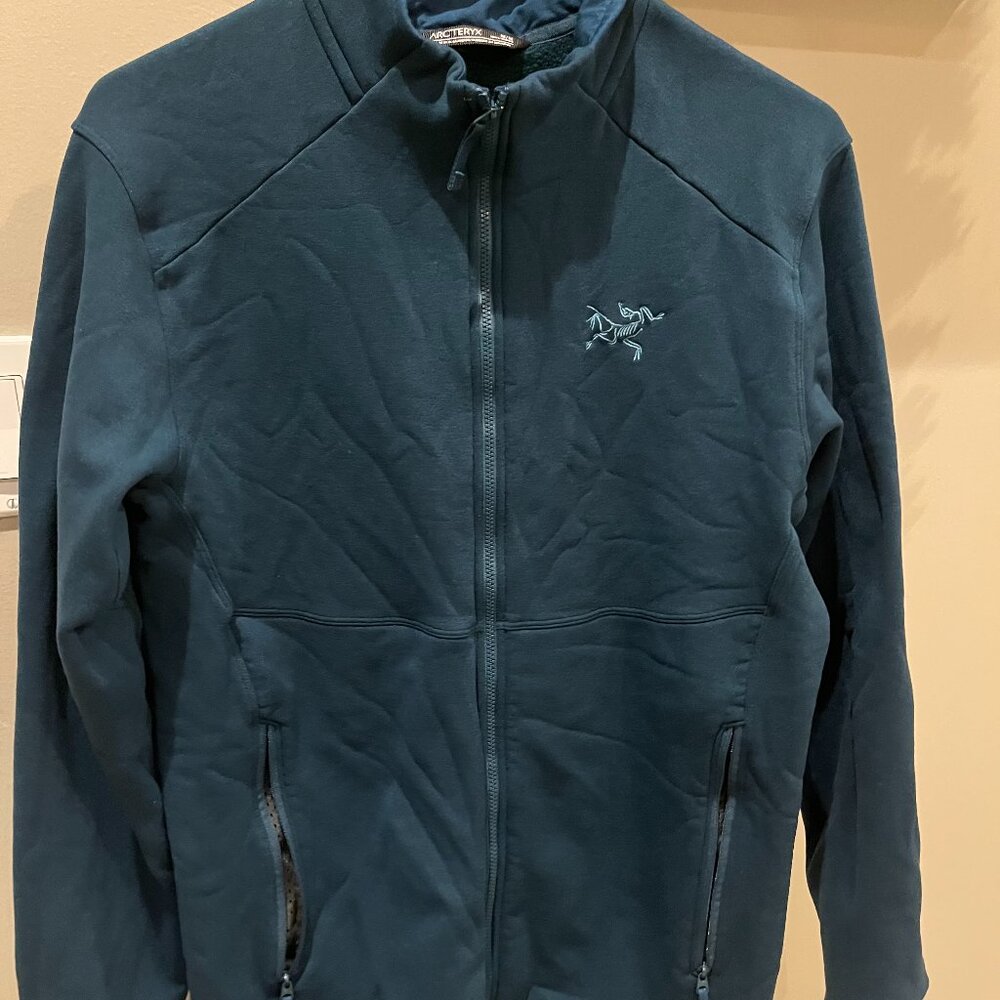 Full-zip Arc'teryx Jacket